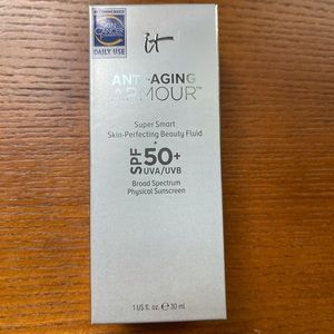 It cosmetics anti-aging armour spf new unopened